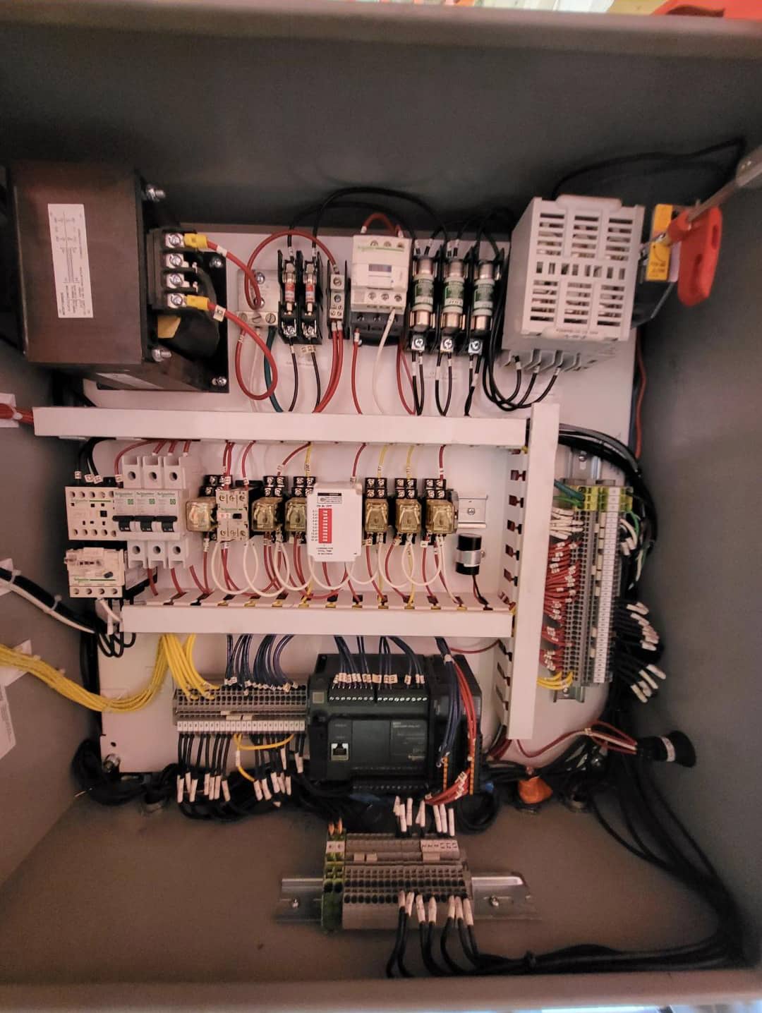 installation d'entrée électrique