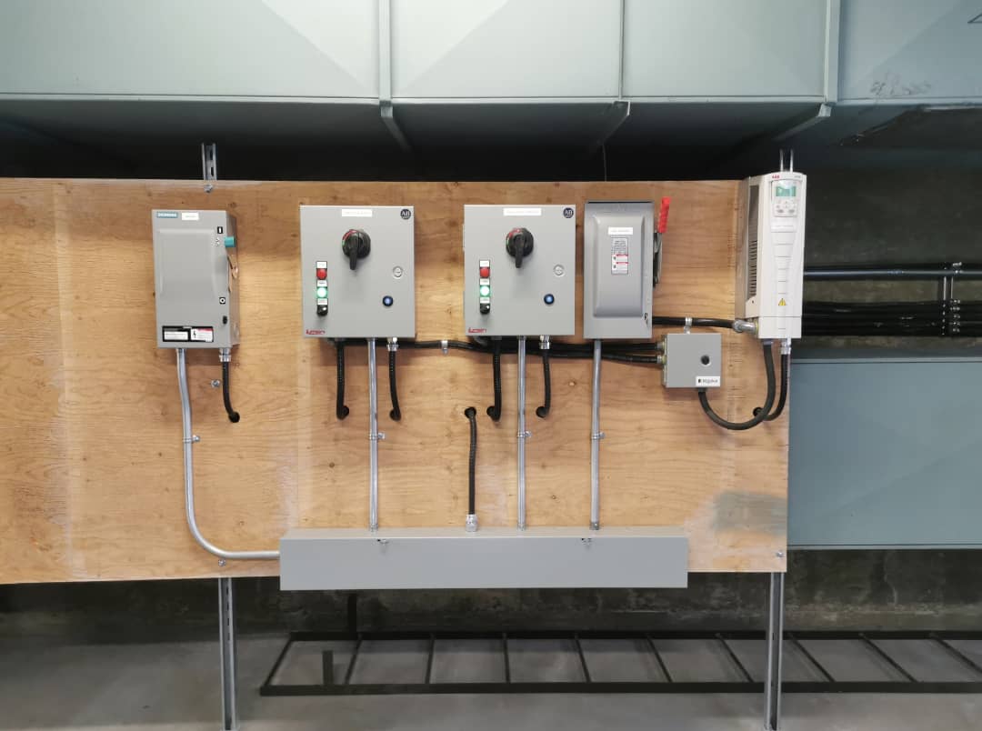 installation de panneaux électriques